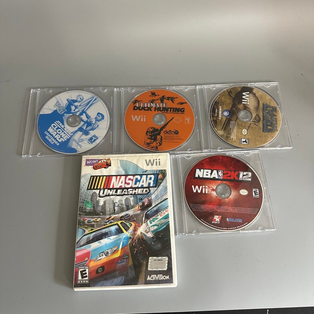 Nintendo Wii Bundle NASCAR NBA 2K12 Star Wars Clone Wars Duck Hunting 5 Games